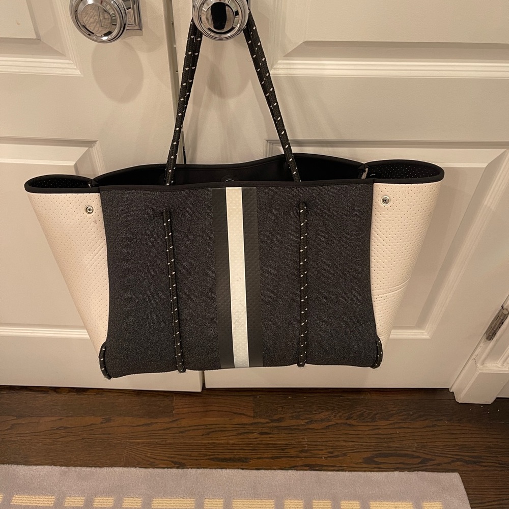 HAUTE SHORE TOTE BAG